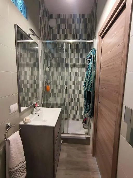 Appartamento Zona Novoli Флоренция