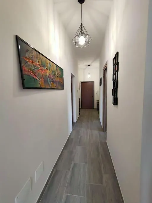 Appartamento Zona Novoli Флоренция 0*,  Италия